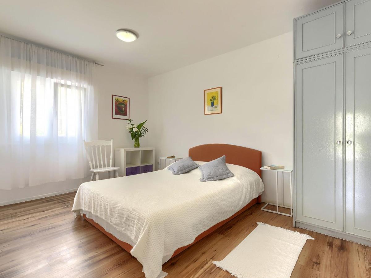 Apartment Laura By Interhome Pula Ngoại thất bức ảnh