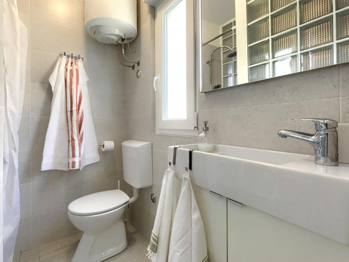Apartment Laura By Interhome Pula Ngoại thất bức ảnh